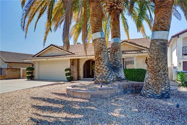 21903 Strawberry, Canyon Lake, CA 92587