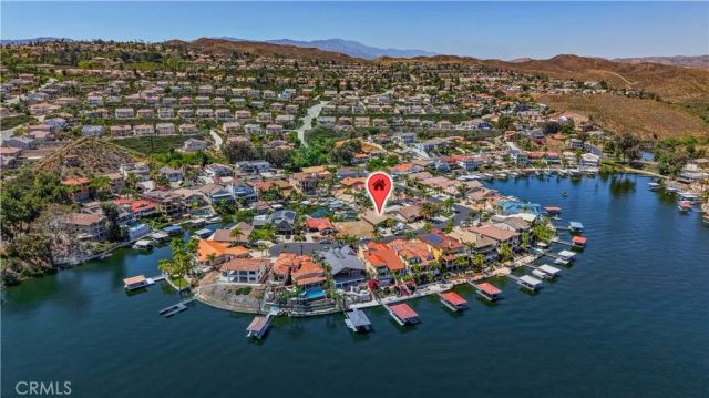 21903 Strawberry, Canyon Lake, CA 92587