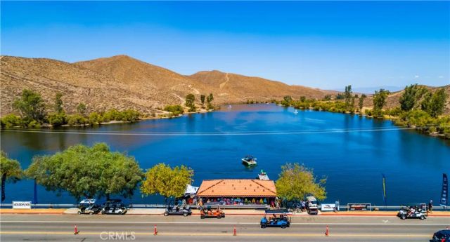 21903 Strawberry, Canyon Lake, CA 92587