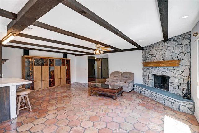 21903 Strawberry, Canyon Lake, CA 92587