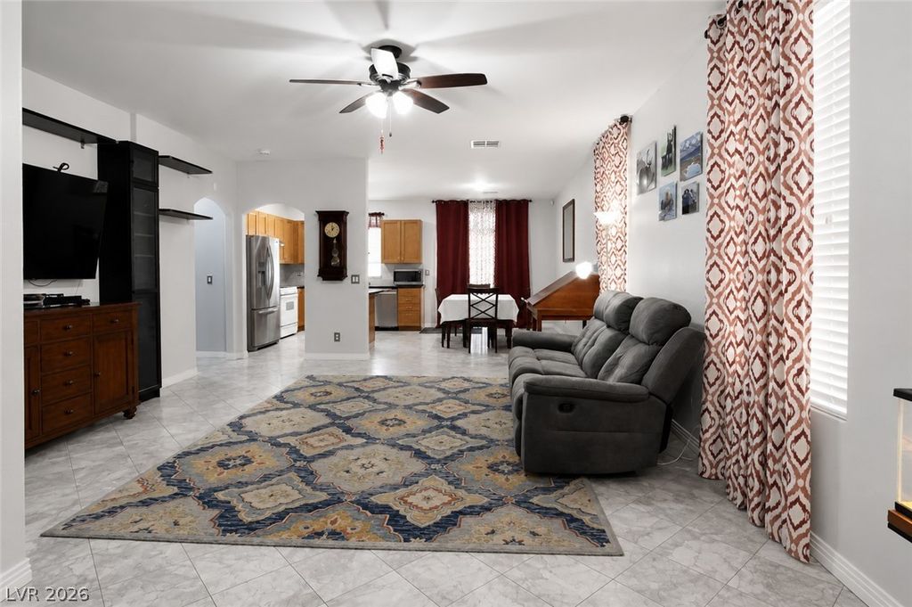 912 Sterling Thorn Court, Las Vegas, NV 89183 — photo 3