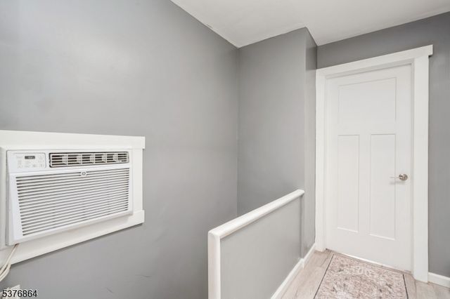 141 Van Horne St, Jersey City, NJ 07304