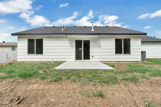 4612 S Edwards Cir., Wichita, KS 67217