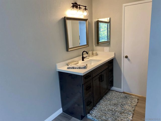 6930 Hyde Park Dr 304, San Diego, CA 92119