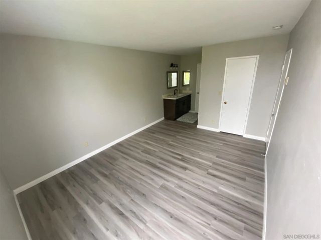 6930 Hyde Park Dr 304, San Diego, CA 92119