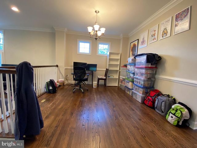 12239 WATER ELM LN, Fairfax, VA 22030