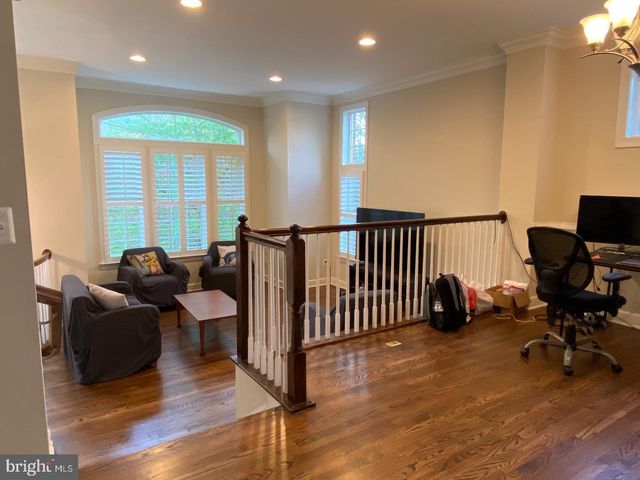 12239 WATER ELM LN, Fairfax, VA 22030
