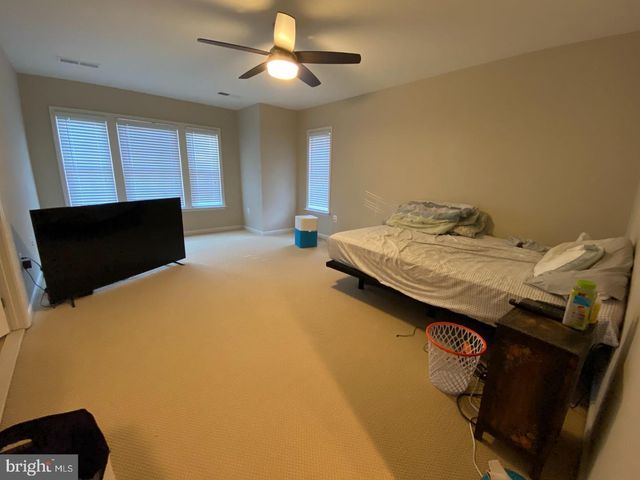 12239 WATER ELM LN, Fairfax, VA 22030
