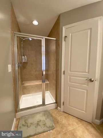 12239 WATER ELM LN, Fairfax, VA 22030