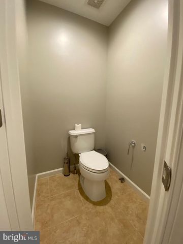 12239 WATER ELM LN, Fairfax, VA 22030