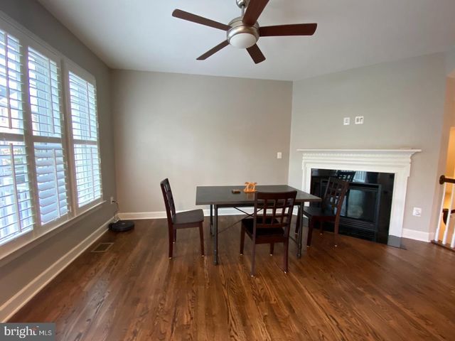 12239 WATER ELM LN, Fairfax, VA 22030