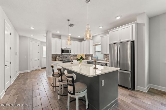 10115 INNOVATION Way, Jacksonville, FL 32256