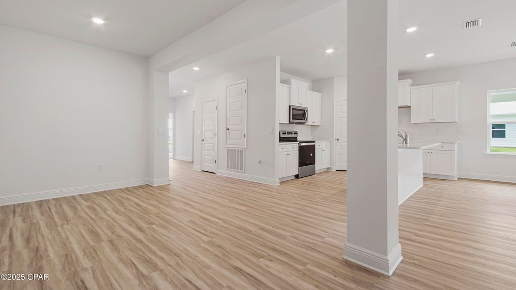 Image 21 of property listing at 405 Wolcott Way, Panama City Beach, FL 32413