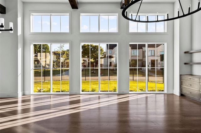 5902 Preston Way, Colleyville, TX 76034