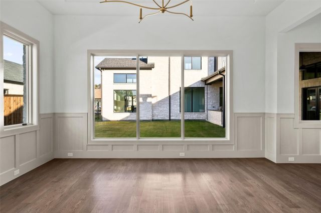 5902 Preston Way, Colleyville, TX 76034