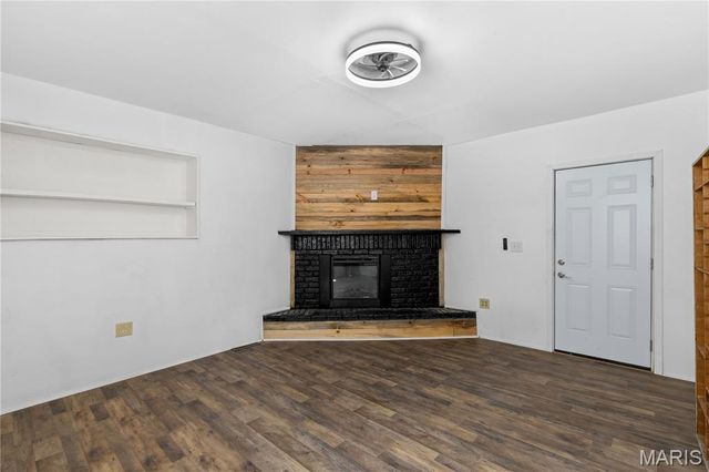 616 E 8th Street, Alton, IL 62002