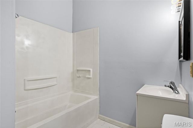 616 E 8th Street, Alton, IL 62002