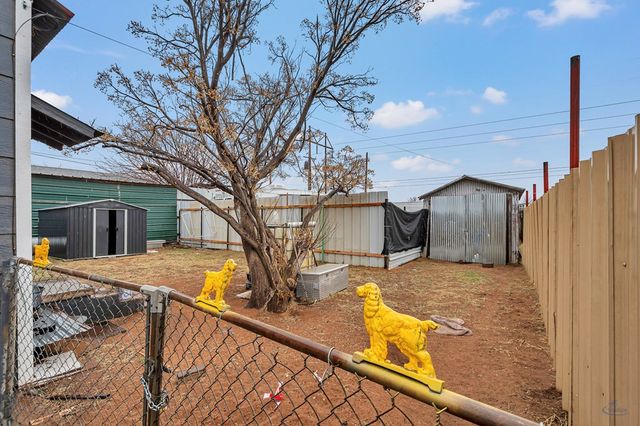 918 E 25th St, Odessa, TX 79761