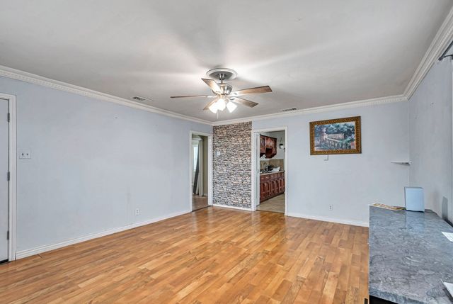 918 E 25th St, Odessa, TX 79761