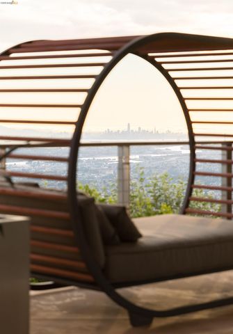 13367 Campus Dr., Oakland, CA 94619