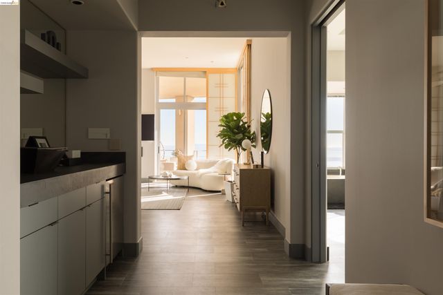 13367 Campus Dr., Oakland, CA 94619