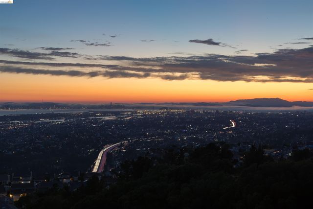 13367 Campus Dr., Oakland, CA 94619