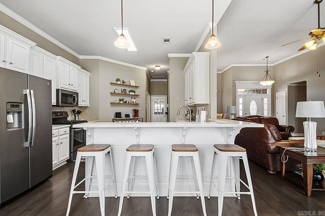 6832 Austin Harbor Loop, Sherwood, AR 72120