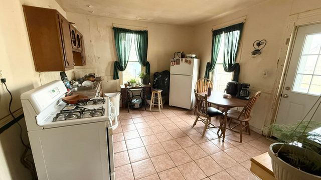 3028 HOLMES Street, Erie, PA 16504