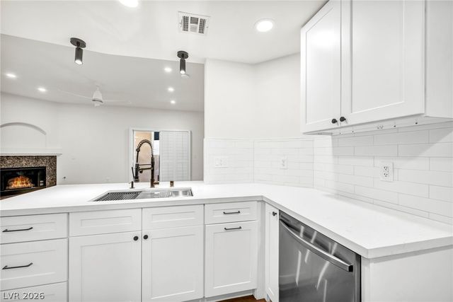 1708 Sky Of Red Drive 104, Las Vegas, NV 89128