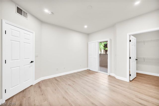 1708 Sky Of Red Drive 104, Las Vegas, NV 89128