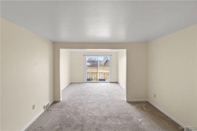 61d Georgian Lane 9, Amherst, NY 14221