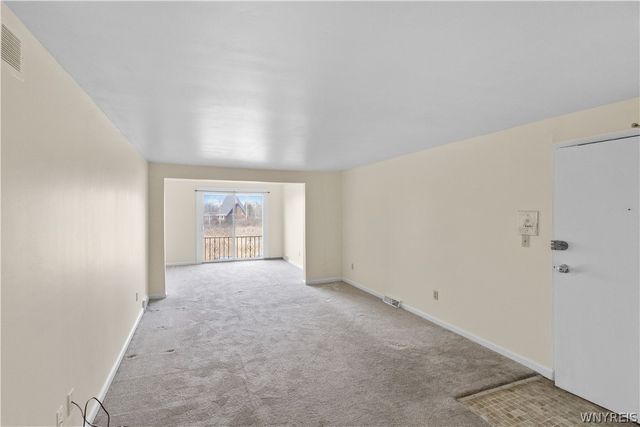 61d Georgian Lane 9, Amherst, NY 14221