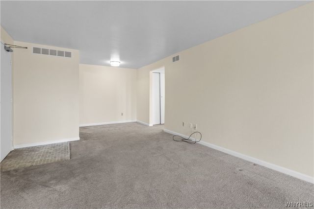 61d Georgian Lane 9, Amherst, NY 14221