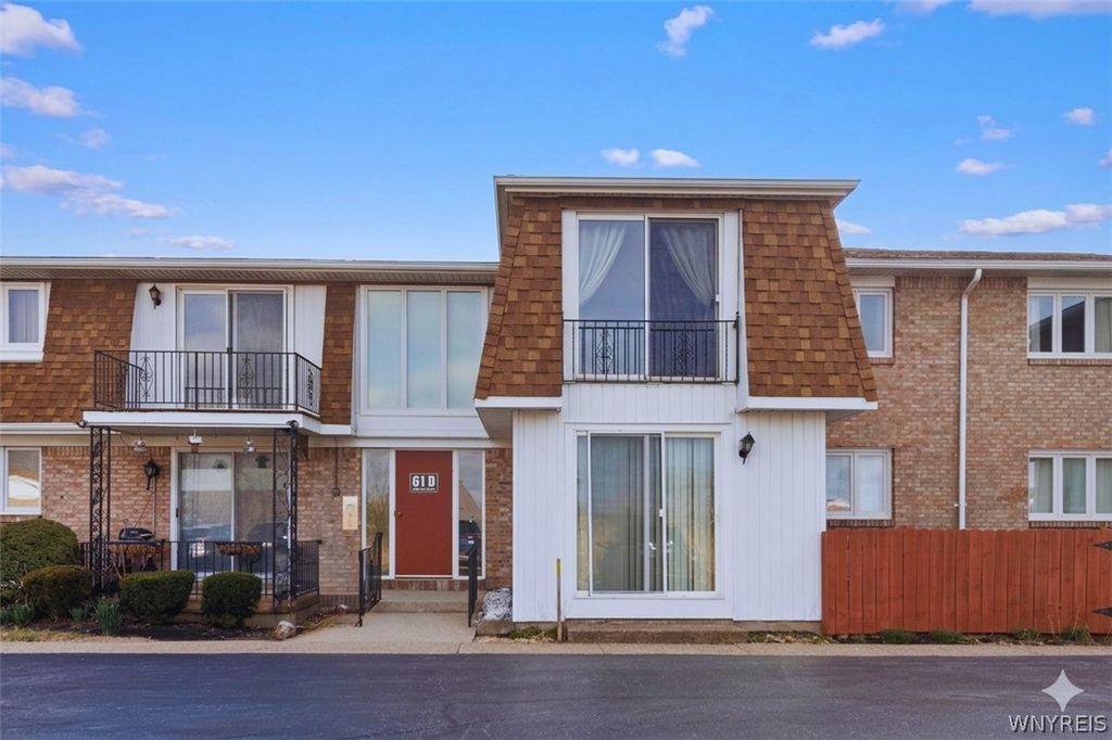 61d Georgian Lane 9, Amherst, NY 14221