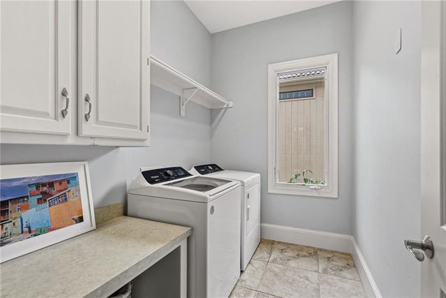 10507 W 145th Terrace, Overland Park, KS 66221