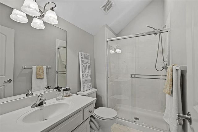 10507 W 145th Terrace, Overland Park, KS 66221