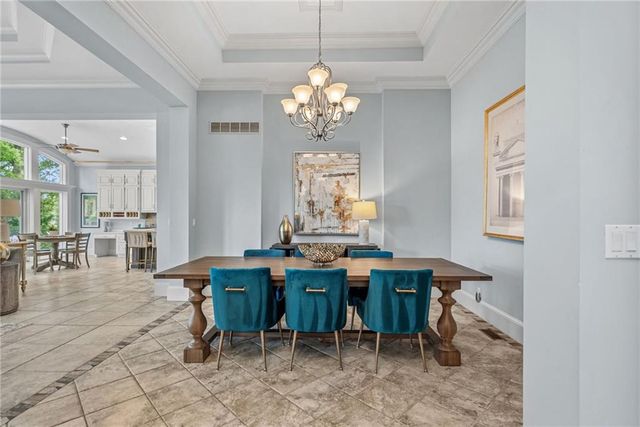 10507 W 145th Terrace, Overland Park, KS 66221