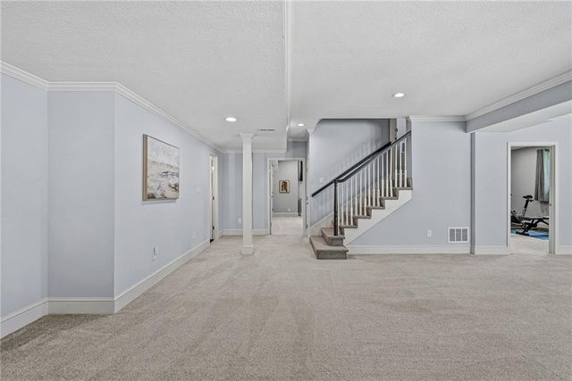 10507 W 145th Terrace, Overland Park, KS 66221