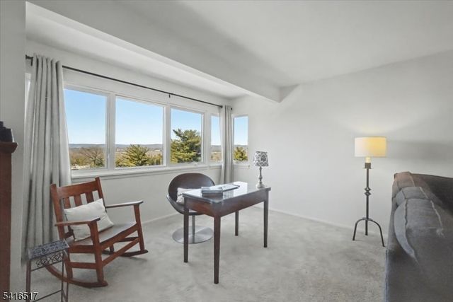 218 Indian Hollow Ct 218, Mahwah Twp., NJ 07430