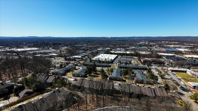 218 Indian Hollow Ct 218, Mahwah Twp., NJ 07430