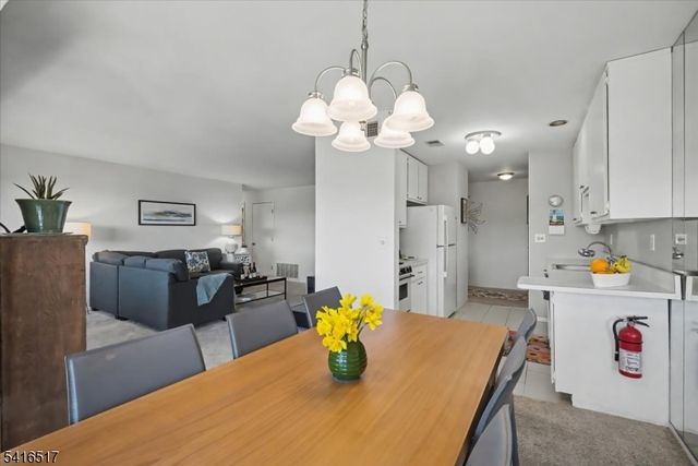 218 Indian Hollow Ct 218, Mahwah Twp., NJ 07430