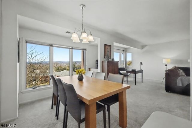 218 Indian Hollow Ct 218, Mahwah Twp., NJ 07430