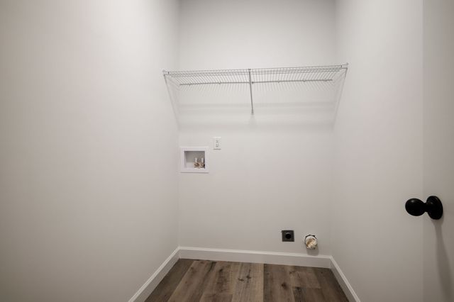 1152 Chestnut Drive, Burns, TN 37029