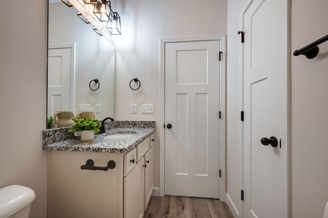 1152 Chestnut Drive, Burns, TN 37029