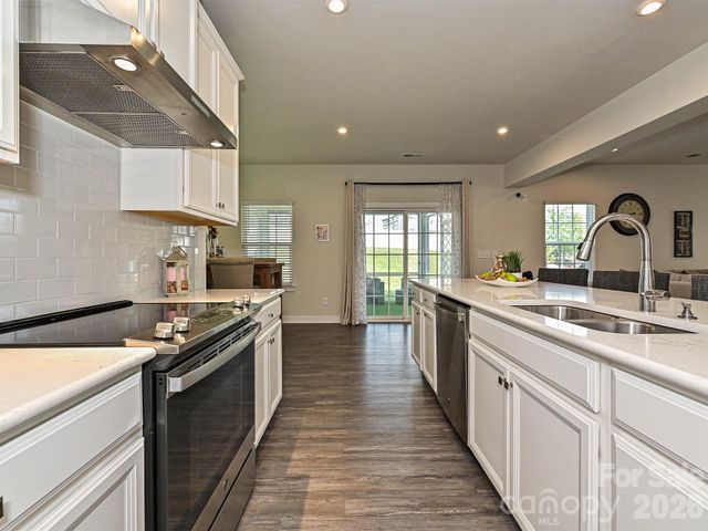 10016 Bowtie Lane, Huntersville, NC 28078