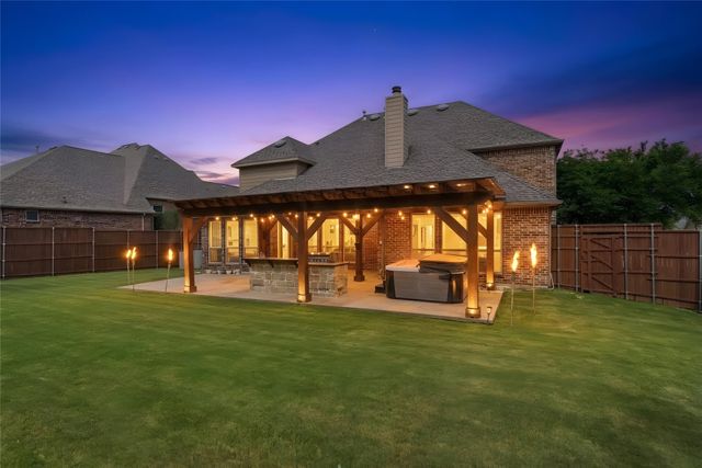 6205 Prairie Hill Lane, Flower Mound, TX 75028