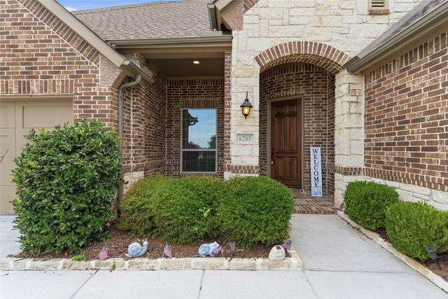 6205 Prairie Hill Lane, Flower Mound, TX 75028