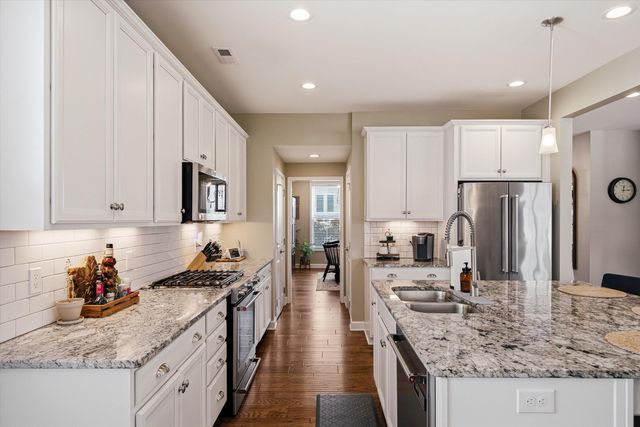 223 River Birch AVE, Daleville, VA 24083