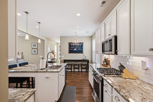 223 River Birch AVE, Daleville, VA 24083