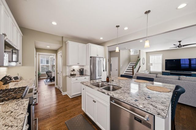 223 River Birch AVE, Daleville, VA 24083